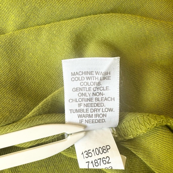 J JILL Lime Green Perfect Pima 100% Cotton Long Sleeve V Neck Top Medium Petite - Picture 5 of 5